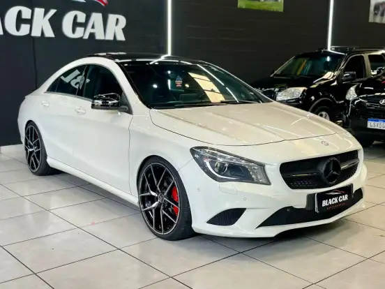 MERCEDES-BENZ-CLA 200-1.6 VISION 16V FLEX 4P AUTOMÁTICO MERCEDES-BENZ-CLA 200-2015