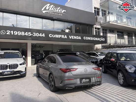 MERCEDES-BENZ-CLA 200-2024