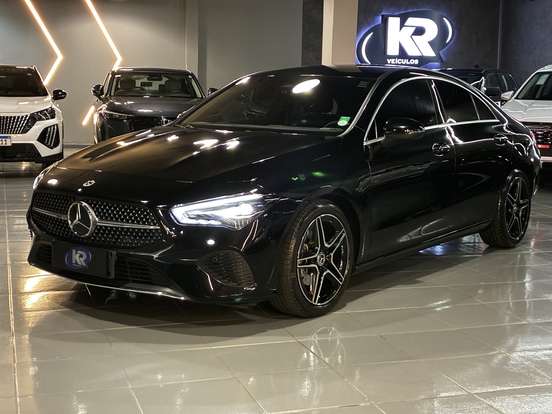 MERCEDES-BENZ-CLA 200-2024