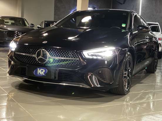 MERCEDES-BENZ-CLA 200-2024
