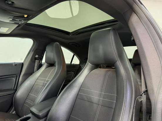 MERCEDES-BENZ-CLA 200-1.6 VISION 16V GASOLINA 4P AUTOMÁTICO MERCEDES-BENZ-CLA 200-2014