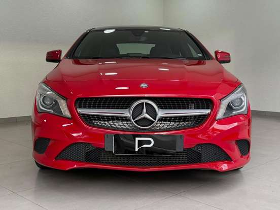 MERCEDES-BENZ-CLA 200-2014