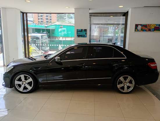 MERCEDES-BENZ-E 250-2012