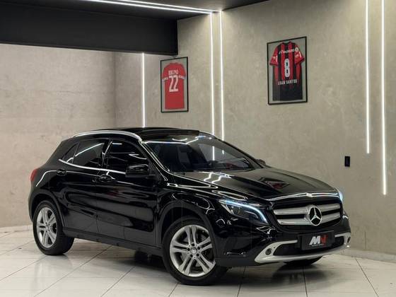 MERCEDES-BENZ GLA 250 2.0 16V TURBO GASOLINA ENDURO 4P AUTOMÁTICO