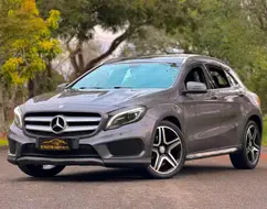 MERCEDES-BENZ GLA 250 2.0 16V TURBO GASOLINA SPORT 4P AUTOMÁTICO MERCEDES-BENZ GLA 250 2.0 16V TURBO GASOLINA SPORT 4P AUTOMÁTICO