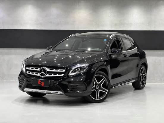 MERCEDES-BENZ-GLA 250-2019