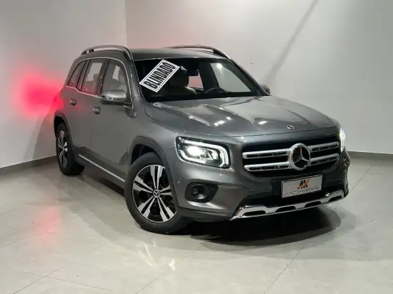 MERCEDES-BENZ-GLB 200-2021