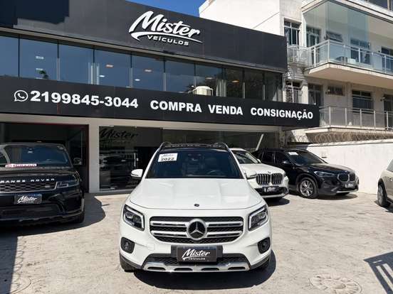 MERCEDES-BENZ-GLB 200-2022