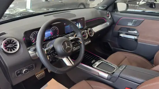 MERCEDES-BENZ-GLB 220-2026