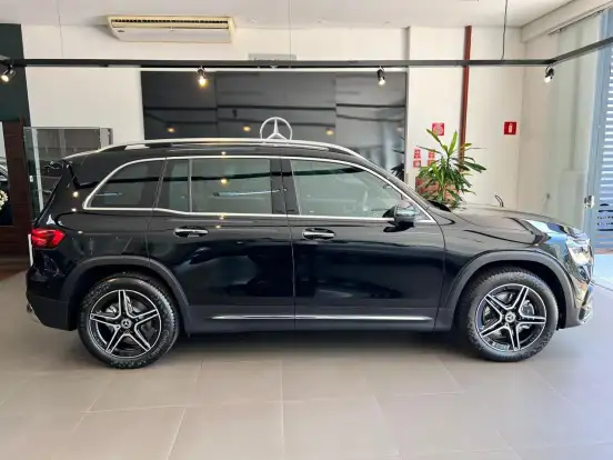 MERCEDES-BENZ-GLB 220-2026
