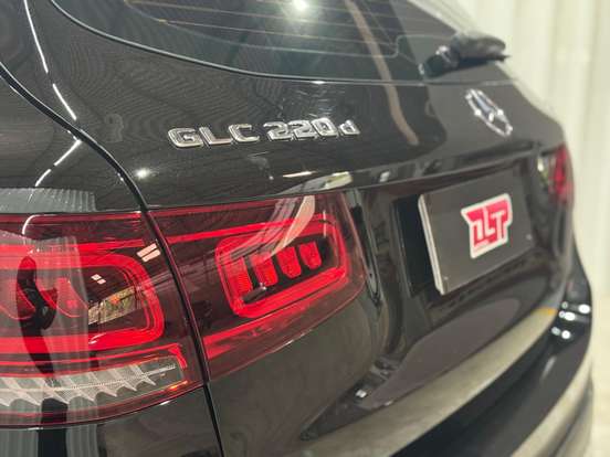 MERCEDES-BENZ-GLC 220d-2021