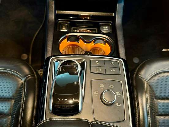 MERCEDES-BENZ-GLE 63 AMG-5.5 V8 TURBO GASOLINA COUPÉ 4MATIC 7G-TRONIC MERCEDES-BENZ-GLE 63 AMG-2016