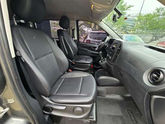 MERCEDES-BENZ-VITO-2.0 CGI FLEX TOURER 119 LUXO 8L MANUAL MERCEDES-BENZ-VITO-2015