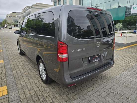 MERCEDES-BENZ-VITO-2.0 CGI FLEX TOURER 119 LUXO 8L MANUAL MERCEDES-BENZ-VITO-2016
