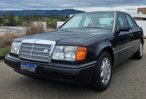 MERCEDES-BENZ 320 E 3.2 6 CILINDROS 24V GASOLINA 4P AUTOMÁTICO