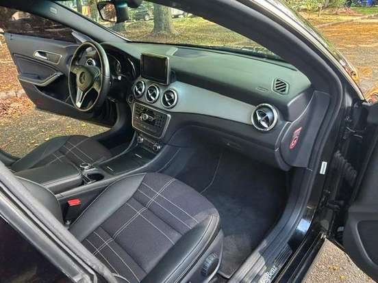 MERCEDES-BENZ-CLA 200-2014