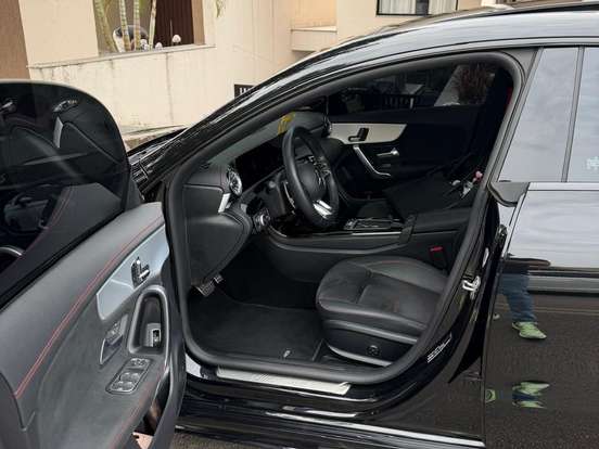 MERCEDES-BENZ-CLA 35 AMG-2.0 MHEV 4MATIC 8G-DCT MERCEDES-BENZ-CLA 35 AMG-2023