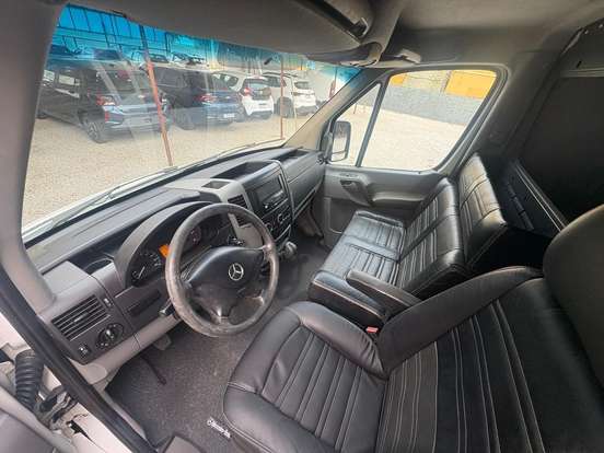 MERCEDES-BENZ-SPRINTER-2.2 CDI DIESEL FURGÃO 415 TA LONGO MANUAL MERCEDES-BENZ-SPRINTER-2019