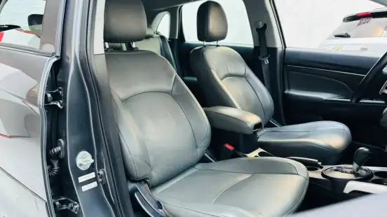 MITSUBISHI-ASX-2016