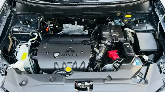 MITSUBISHI-ASX-2016