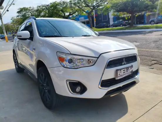 MITSUBISHI-ASX-2015
