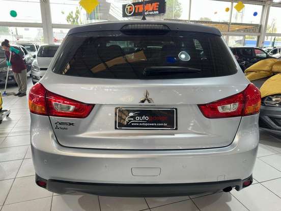 MITSUBISHI-ASX-2016