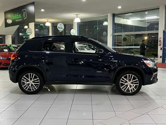 MITSUBISHI-ASX-2017