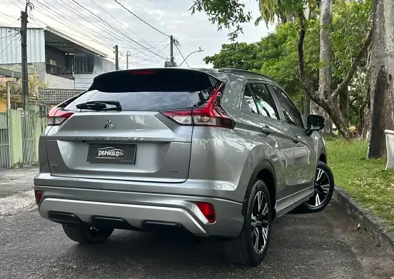 MITSUBISHI-ECLIPSE CROSS-2024