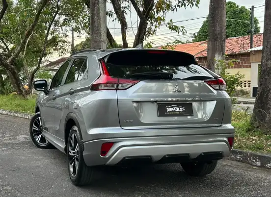 MITSUBISHI-ECLIPSE CROSS-2024