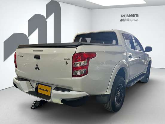 MITSUBISHI-L200 TRITON-2.4 16V TURBO DIESEL SPORT GLS CD 4P 4X4 AUTOMÁTICO MITSUBISHI-L200 TRITON-2024