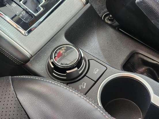 MITSUBISHI-L200 TRITON-2023