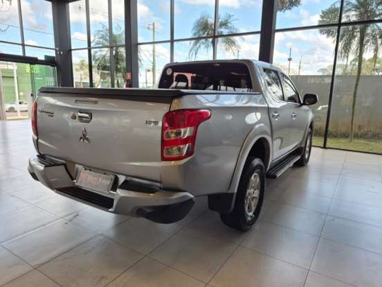 MITSUBISHI-L200 TRITON-2.4 16V TURBO DIESEL SPORT HPE CD 4P 4X4 AUTOMÁTICO MITSUBISHI-L200 TRITON-2017