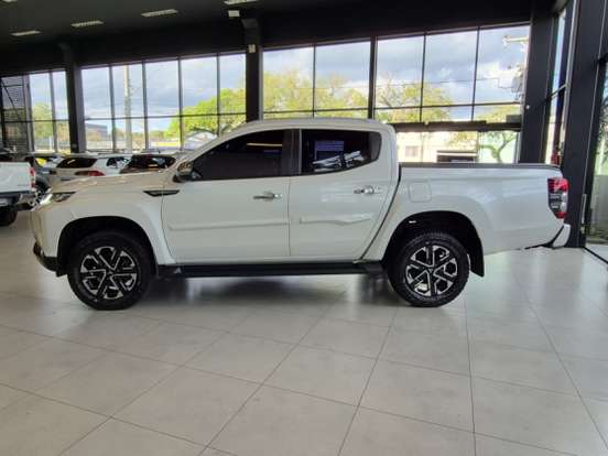 MITSUBISHI-L200 TRITON-2.4 16V TURBO DIESEL SPORT HPE-S CD 4P 4X4 AUTOMÁTICO MITSUBISHI-L200 TRITON-2023