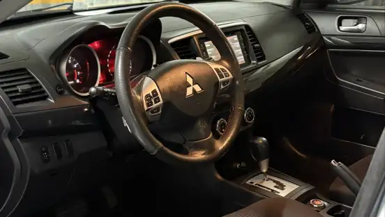 MITSUBISHI-LANCER-2.0 HL 16V GASOLINA 4P AUTOMÁTICO MITSUBISHI-LANCER-2016