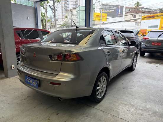 MITSUBISHI-LANCER-2015