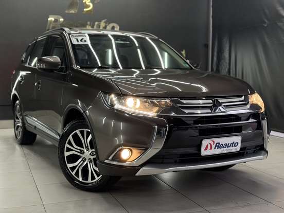 MITSUBISHI-OUTLANDER-2015