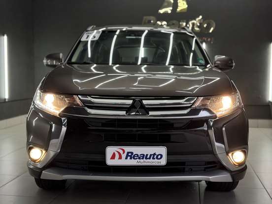 MITSUBISHI-OUTLANDER-2015