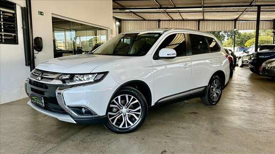 MITSUBISHI-OUTLANDER-2018