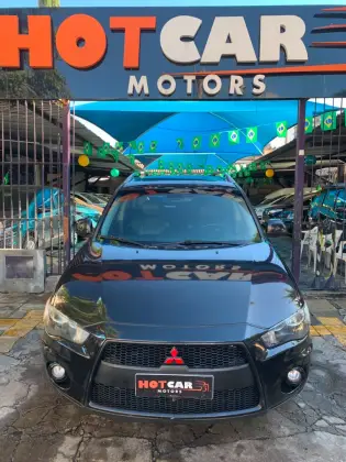 MITSUBISHI OUTLANDER 3.0 GT 4X4 V6 24V GASOLINA 4P AUTOMÁTICO