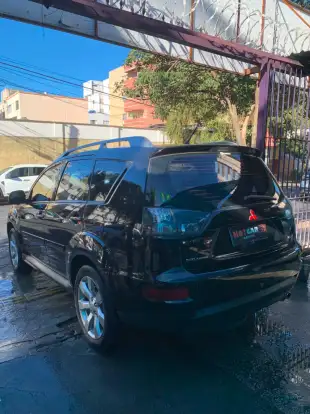MITSUBISHI-OUTLANDER-2009