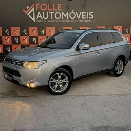 MITSUBISHI OUTLANDER 3.0 GT 4X4 V6 24V GASOLINA 4P AUTOMÁTICO