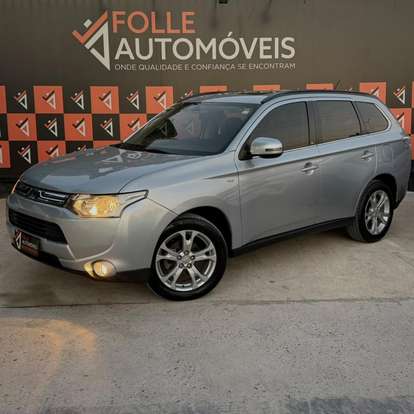 MITSUBISHI-OUTLANDER-2013