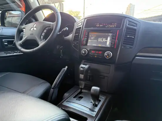MITSUBISHI-PAJERO FULL-3.2 HPE 4X4 16V TURBO INTERCOOLER DIESEL 4P AUTOMÁTICO MITSUBISHI-PAJERO FULL-2013