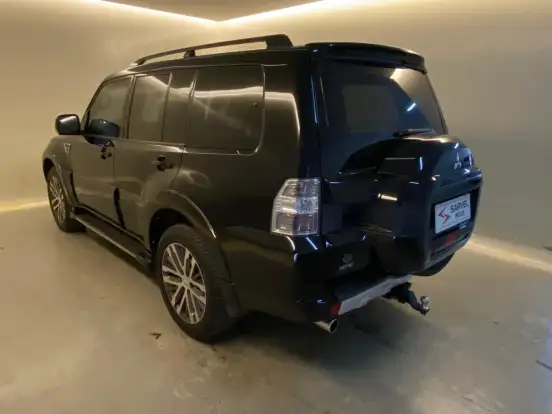 MITSUBISHI-PAJERO FULL-2020
