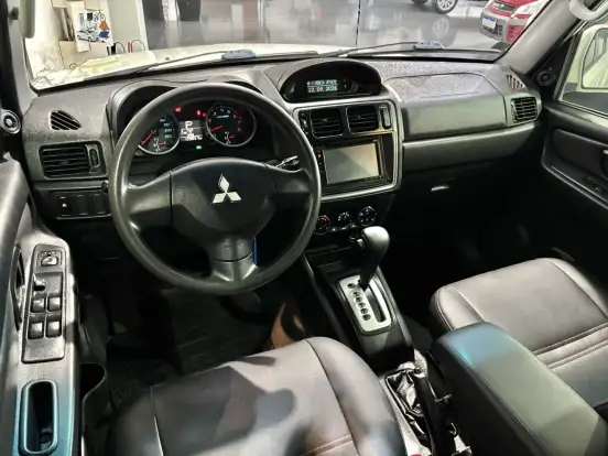 MITSUBISHI-PAJERO TR4-2014