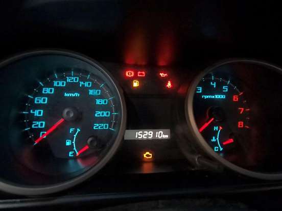 MITSUBISHI-PAJERO TR4-2014