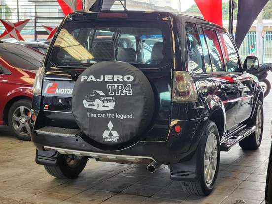 MITSUBISHI-PAJERO TR4-2.0 4X4 16V 140CV FLEX 4P AUTOMÁTICO MITSUBISHI-PAJERO TR4-2010