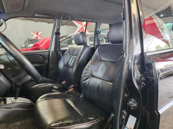 MITSUBISHI-PAJERO TR4-2.0 4X4 16V 140CV FLEX 4P AUTOMÁTICO MITSUBISHI-PAJERO TR4-2010