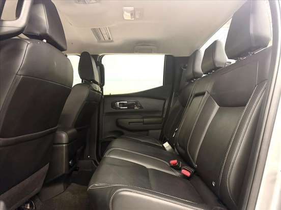 MITSUBISHI-TRITON-2.4 BITURBO DIESEL CD HPE-S 4X4 AUTOMÁTICO MITSUBISHI-TRITON-2025