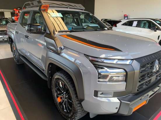 MITSUBISHI-TRITON-2.4 BITURBO DIESEL CD SERTÕES 4X4 AUTOMÁTICO MITSUBISHI-TRITON-2026